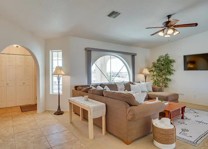 Views & Fenced Yard: Havasu Home! * Lake Havasu City